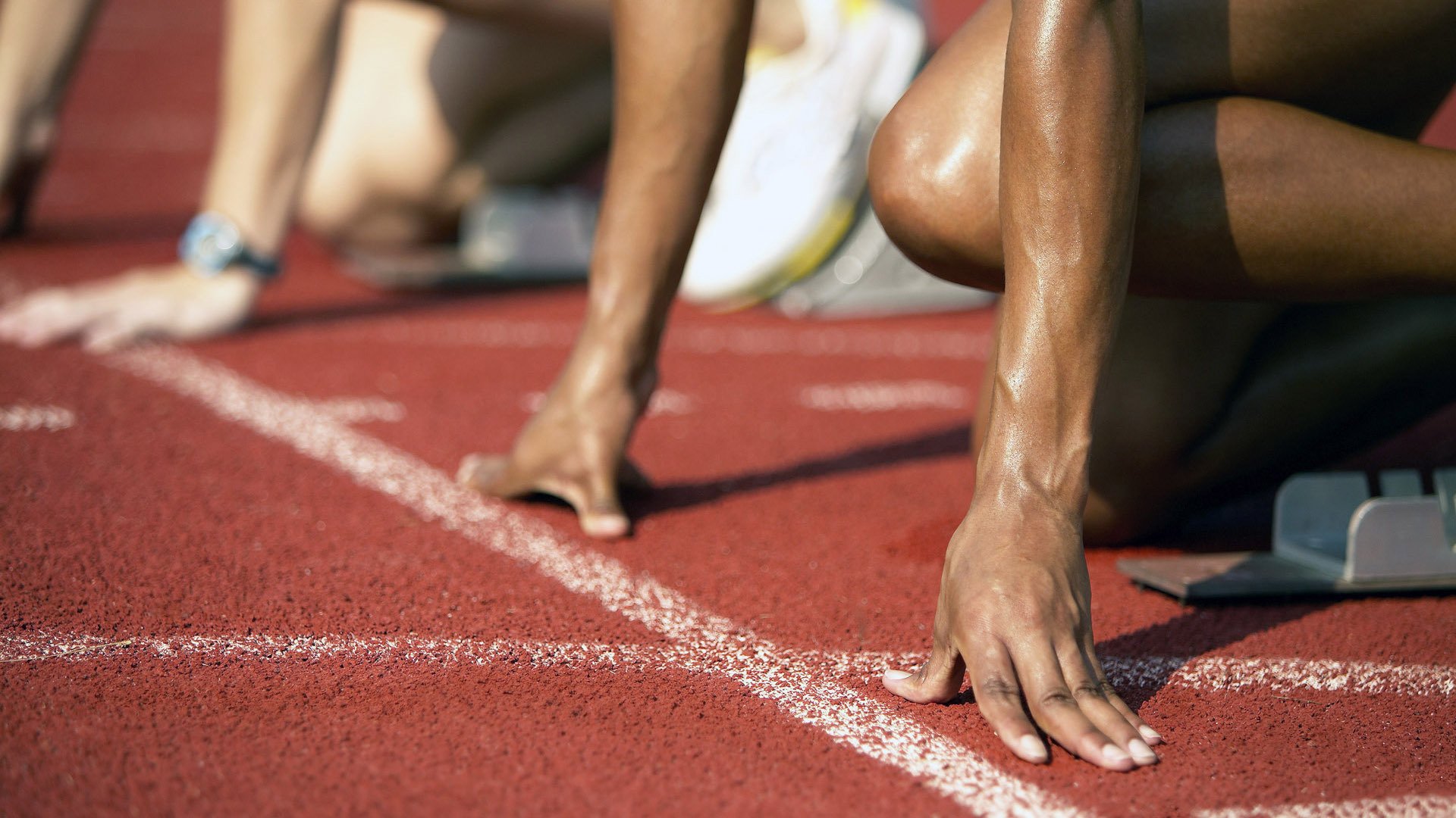 青少年足球放飞梦想，行业“全面开花”点亮未来，青少年足球运动蔚然成风